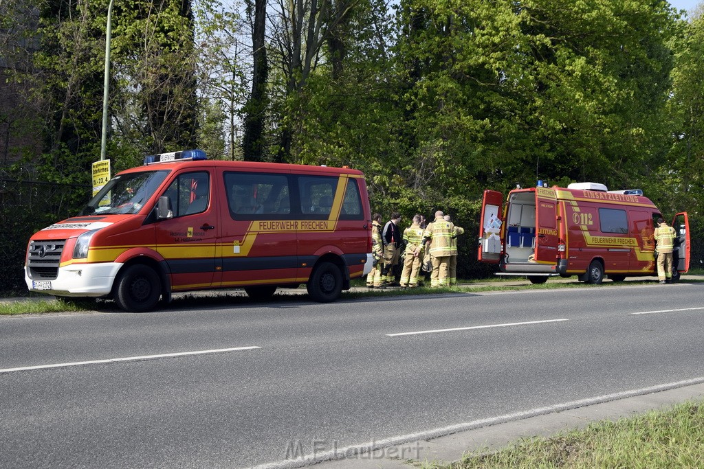 Schwerer VU LKW Zug Bergheim Kenten Koelnerstr P222.JPG - Miklos Laubert